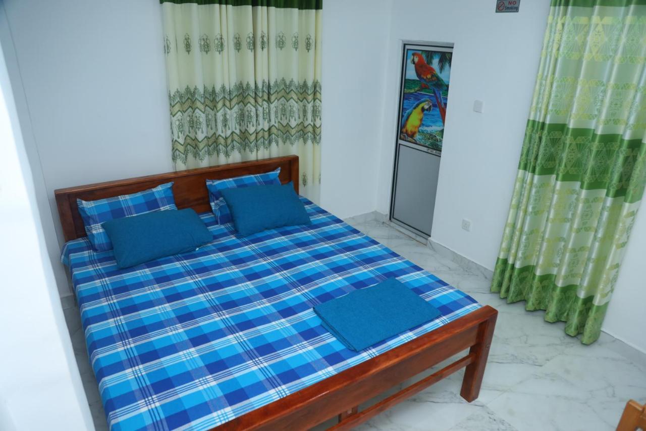 אנוראדפורה Forest View Home Stay מראה חיצוני תמונה